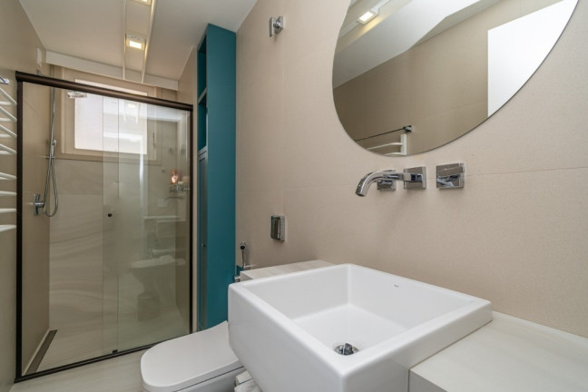 Imagem Apartamento com 3 Quartos à Venda, 120 m² em Moinhos De Vento - Porto Alegre