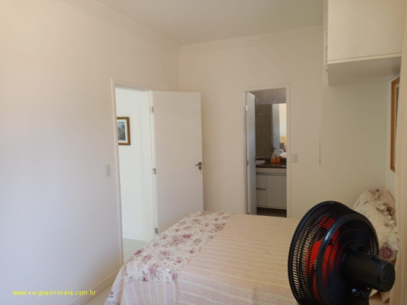 Imagem Imóvel com 4 Quartos à Venda, 350 m² em Beira Rio - Lauro De Freitas Imagem Imóvel com 4 Quartos à Venda, 350 m² em Beira Rio - Lauro De Freitas