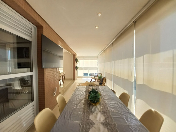 Imagem Apartamento com 3 Quartos à Venda, 222 m² em Gonzaga - Santos