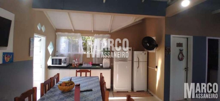 Imagem Casa com 3 Quartos à Venda, 450 m² em Pinheiros - Balneário Barra Do Sul