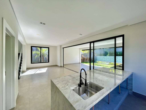Imagem Casa com 4 Quartos à Venda, 394 m² em Jardim Indaiá - Embu Das Artes