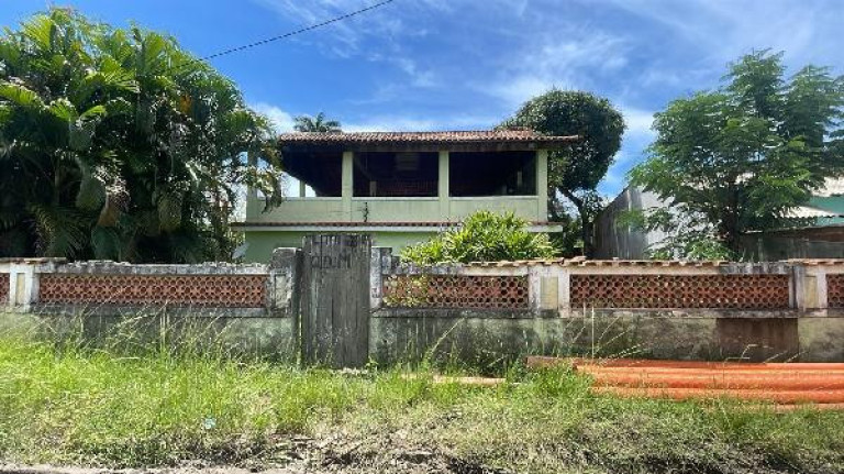Casa com 3 Quartos à Venda, 600 m² em Cajueiros (itaipuacu) - Marica