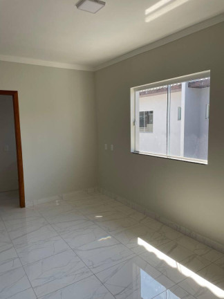 Imagem Sobrado à Venda, em Barra Velha Imagem Sobrado à Venda, em Barra Velha
