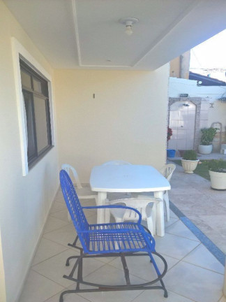 Imagem Casa com 3 Quartos à Venda, 190 m² em Centro - Lauro De Freitas Imagem Casa com 3 Quartos à Venda, 190 m² em Centro - Lauro De Freitas
