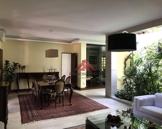 Imagem Casa com 3 Quartos à Venda, 417 m² em Itaipu - Niterói