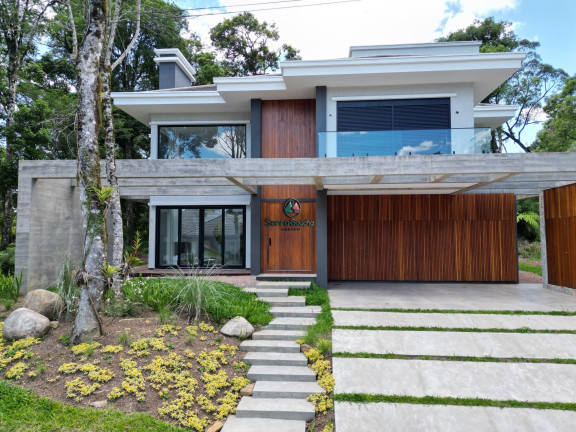 Casa com 3 Quartos à Venda, 355 m² em Centro - Gramado