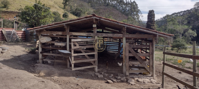 Chácara com 2 Quartos à Venda,  em Pico Agudo - São Luíz Do Paraitinga