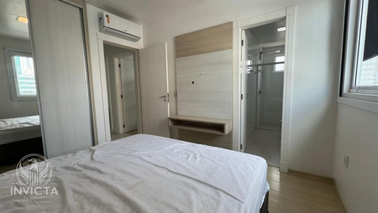 Imagem Apartamento com 3 Quartos à Venda, 110 m² em Centro - Balneário Camboriú