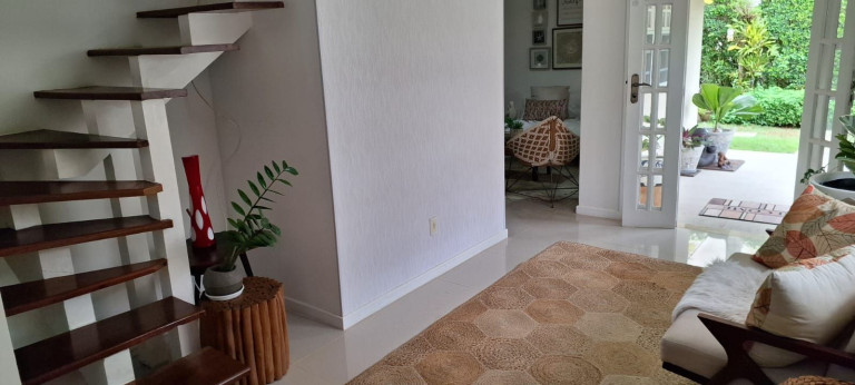 Imagem Casa com 3 Quartos à Venda, 174 m² em Miragem - Lauro De Freitas Imagem Casa com 3 Quartos à Venda, 174 m² em Miragem - Lauro De Freitas