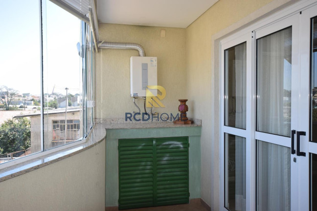 Imagem Casa com 4 Quartos à Venda, 199 m² em Uberaba - Curitiba
