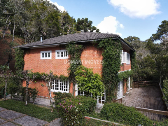 Imagem Casa com 3 Quartos à Venda, 400 m² em Região De Descansópolis - Campos Do Jordão Imagem Casa com 3 Quartos à Venda, 400 m² em Região De Descansópolis - Campos Do Jordão