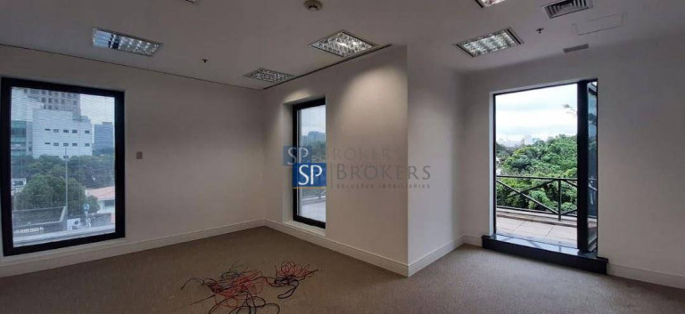 Sala Comercial para Alugar, 260 m² em Jardim Europa - São Paulo