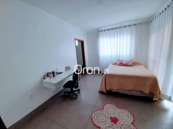 Imagem Sobrado com 5 Quartos à Venda, 470 m² em Jardim Balneário Meia Ponte - Goiânia