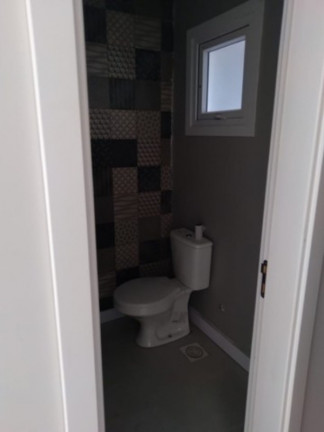 Imagem Sobrado com 3 Quartos à Venda, 140 m² em Jardim Itu - Porto Alegre Imagem Sobrado com 3 Quartos à Venda, 140 m² em Jardim Itu - Porto Alegre