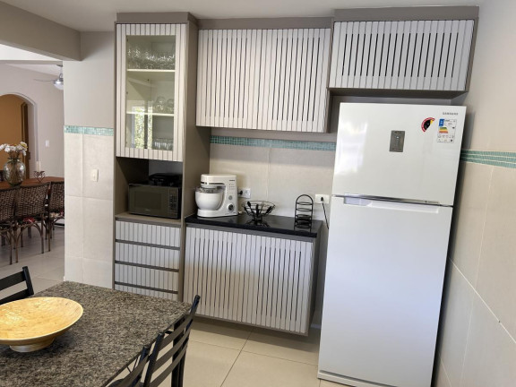 Imagem Casa com 5 Quartos para Temporada, 280 m² em Lázaro - Ubatuba
