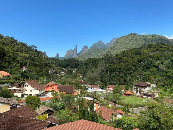 Imagem Casa com 4 Quartos à Venda, 270 m² em Carlos Guinle - Teresópolis Imagem Casa com 4 Quartos à Venda, 270 m² em Carlos Guinle - Teresópolis