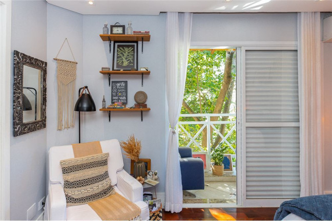 Imagem Casa com 4 Quartos à Venda, em Campo Belo - São Paulo Imagem Casa com 4 Quartos à Venda, em Campo Belo - São Paulo