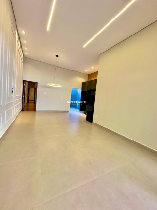 Imagem Casa com 3 Quartos à Venda, 125 m²