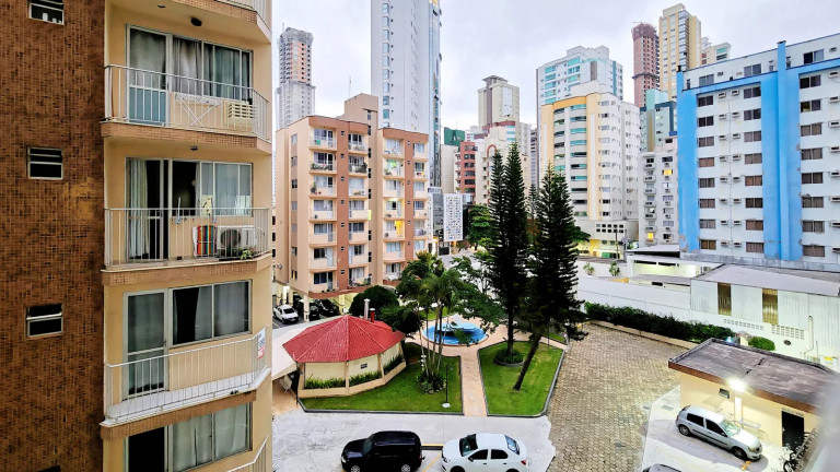 Imagem Apartamento com 2 Quartos à Venda, 68 m² em Centro - Balneário Camboriú