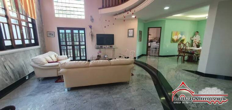 Imagem Casa com 4 Quartos à Venda, 425 m² em Jardim Santa Maria - Jacareí Imagem Casa com 4 Quartos à Venda, 425 m² em Jardim Santa Maria - Jacareí