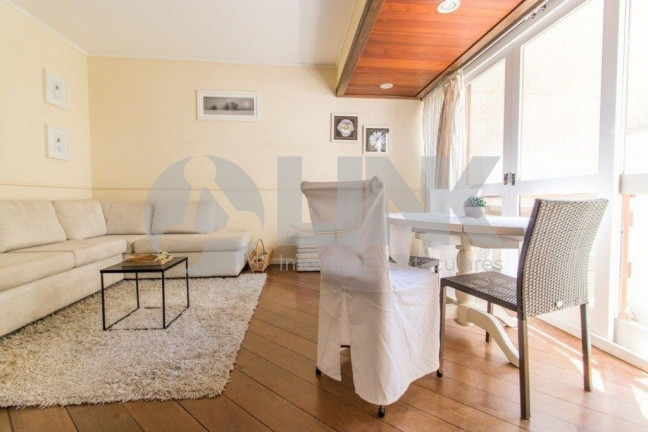 Imagem Imóvel com 2 Quartos à Venda, 182 m² em Bela Vista - Porto Alegre Imagem Imóvel com 2 Quartos à Venda, 182 m² em Bela Vista - Porto Alegre