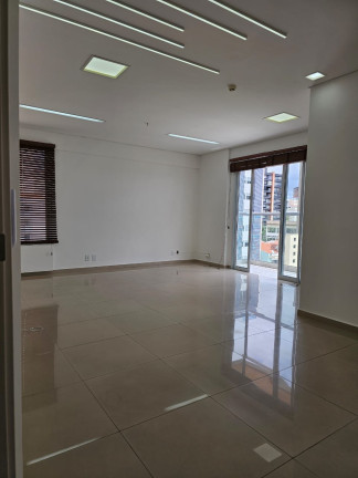 Sala Comercial à Venda, 40 m² em Parque Campolim - Sorocaba