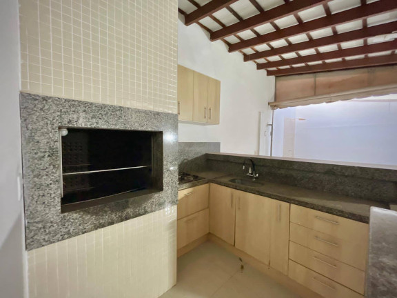 Imagem Casa de Condomínio com 3 Quartos à Venda, 300 m² em Despraiado - Cuiabá