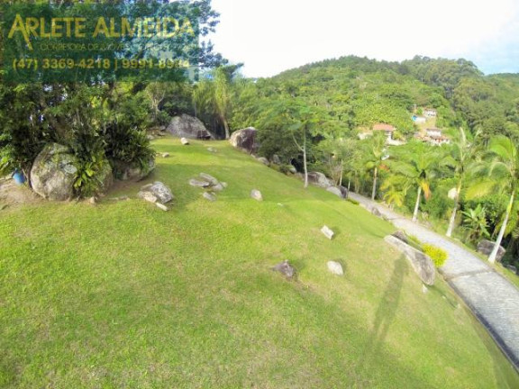 Imagem Casa com 5 Quartos à Venda, 12.000 m² em Araça - Porto Belo Imagem Casa com 5 Quartos à Venda, 12.000 m² em Araça - Porto Belo