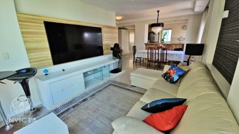 Imagem Apartamento com 3 Quartos à Venda, 134 m² em Centro - Balneário Camboriú Imagem Apartamento com 3 Quartos à Venda, 134 m² em Centro - Balneário Camboriú