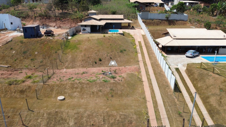 Imagem Imóvel com 3 Quartos à Venda, 1.000 m² em Parque Do Lago - Itatiaiuçu