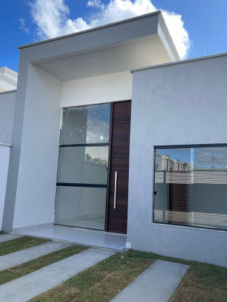 Casa com 3 Quartos à Venda,  em Sim - Feira De Santana