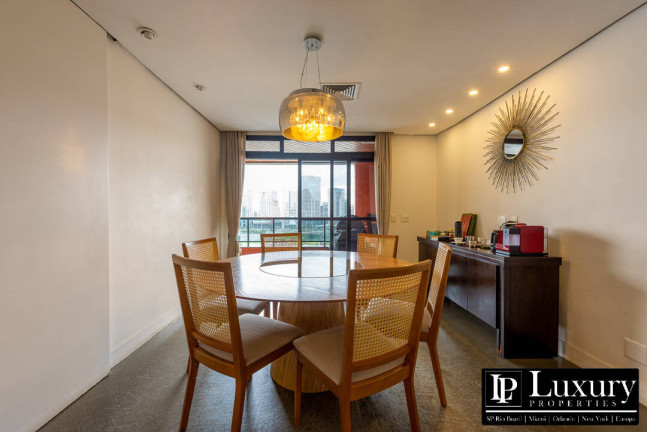 Imagem Apartamento com 4 Quartos à Venda, 500 m² em Real Parque - São Paulo