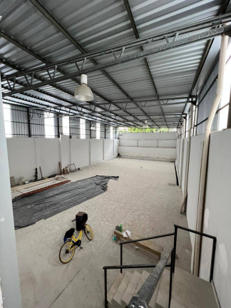 Imagem Galpão à Venda, 686 m² em Coelho - São Gonçalo