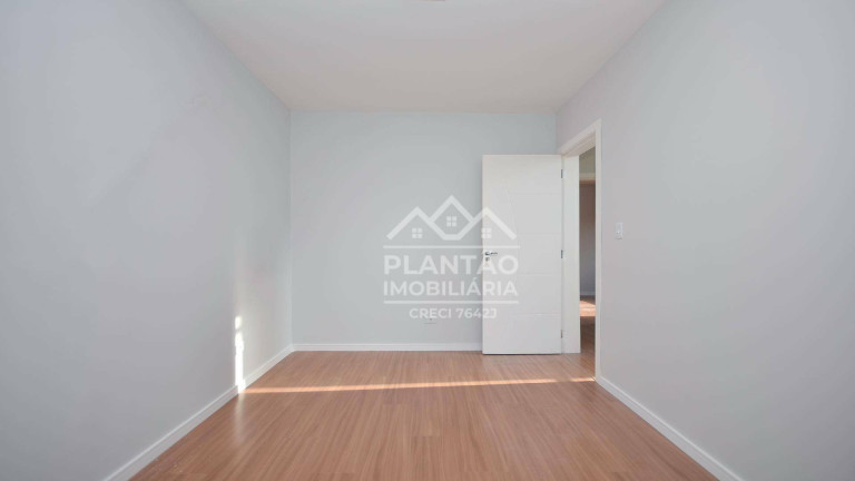 Imagem Sobrado com 3 Quartos à Venda, 105 m² em Uberaba - Curitiba Imagem Sobrado com 3 Quartos à Venda, 105 m² em Uberaba - Curitiba