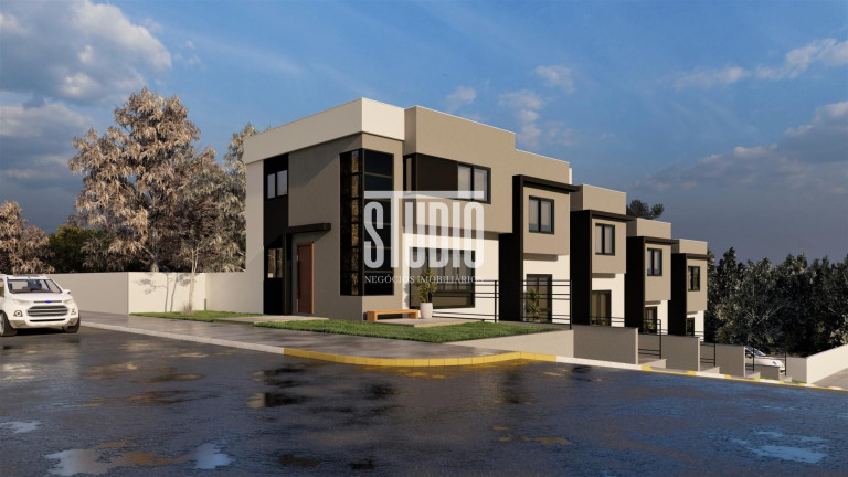Sobrado com 2 Quartos à Venda, 111 m² em Monte Verde - Farroupilha