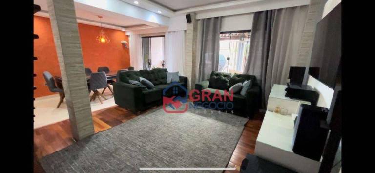 Imagem Casa com 3 Quartos à Venda, 186 m² em Alto Boqueirão - Curitiba Imagem Casa com 3 Quartos à Venda, 186 m² em Alto Boqueirão - Curitiba
