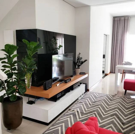 Imagem Sobrado com 3 Quartos à Venda, 260 m² em Urbanova - São José Dos Campos