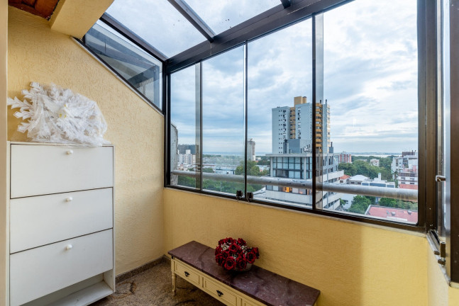 Imagem Cobertura com 4 Quartos à Venda, 262 m² em Menino Deus - Porto Alegre Imagem Cobertura com 4 Quartos à Venda, 262 m² em Menino Deus - Porto Alegre