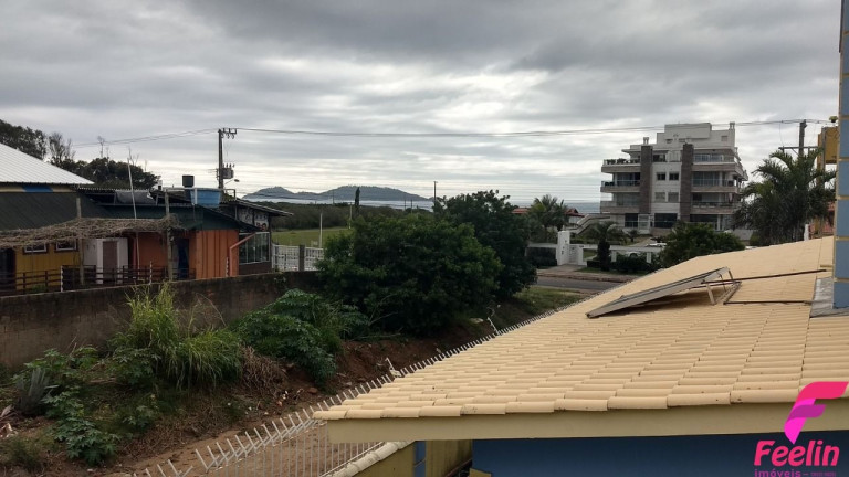 Imagem Casa com 3 Quartos à Venda, 179 m² em Morro Das Pedras - Florianópolis Imagem Casa com 3 Quartos à Venda, 179 m² em Morro Das Pedras - Florianópolis