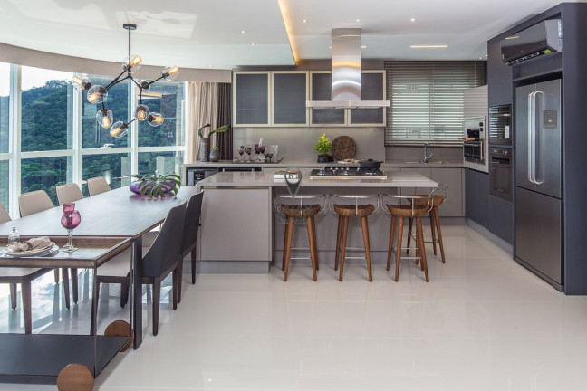 Imagem Apartamento com 4 Quartos à Venda,  em Centro - Balneário Camboriú