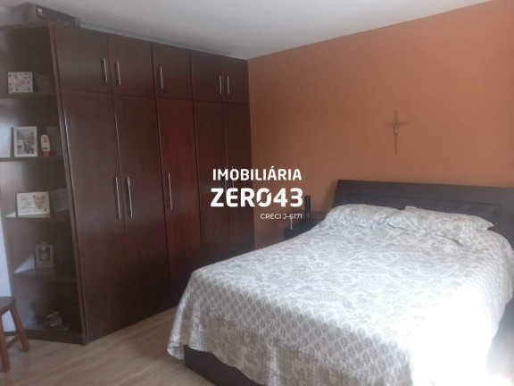 Imagem Casa com 4 Quartos à Venda, 325 m² em Champagnat - Londrina