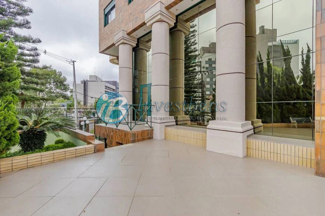 Imagem Apartamento com 3 Quartos à Venda, 149 m² em Centro - Curitiba Imagem Apartamento com 3 Quartos à Venda, 149 m² em Centro - Curitiba