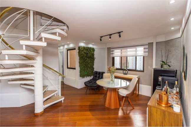 Imagem Imóvel com 4 Quartos à Venda, 327 m² em Chácara Klabin - São Paulo