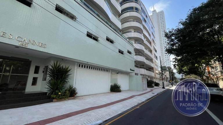 Imagem Cobertura com 3 Quartos à Venda, 180 m² em Centro - Balneário Camboriú