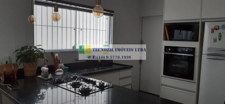 Imagem Sobrado com 3 Quartos à Venda, 215 m² em Jardim Da Gloria - São Paulo Imagem Sobrado com 3 Quartos à Venda, 215 m² em Jardim Da Gloria - São Paulo