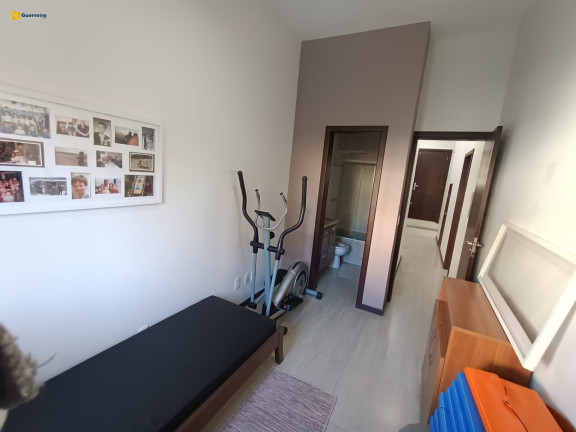 Imagem Casa com 4 Quartos à Venda, 220 m² em Córrego Grande - Florianópolis Imagem Casa com 4 Quartos à Venda, 220 m² em Córrego Grande - Florianópolis