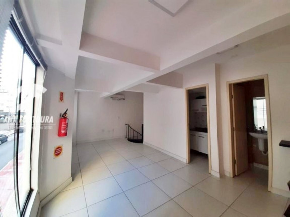 Imagem Sala Comercial à Venda, 92 m² em Centro - Balneário Camboriú Imagem Sala Comercial à Venda, 92 m² em Centro - Balneário Camboriú