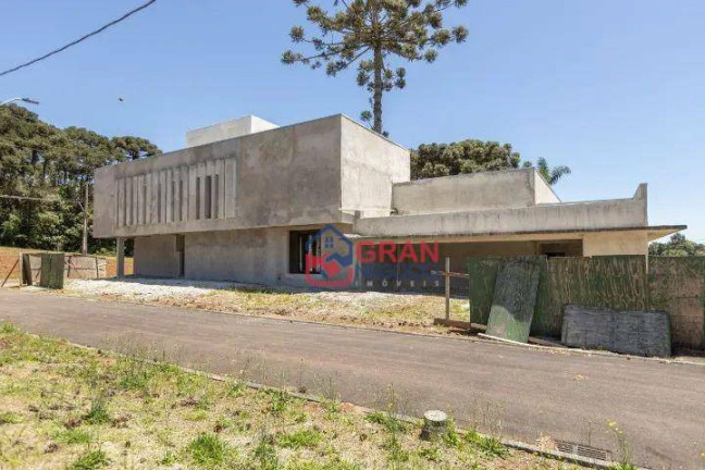 Imagem Casa com 5 Quartos à Venda, 620 m² em Orleans - Curitiba