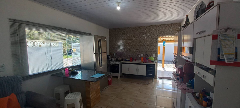 Imagem Casa com 2 Quartos à Venda, 100 m² em Mariscal - Bombinhas Imagem Casa com 2 Quartos à Venda, 100 m² em Mariscal - Bombinhas