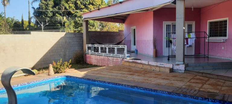 Imagem Casa com 2 Quartos à Venda, 240 m² em Setor Habitacional Arniqueira (águas Claras) - Brasília